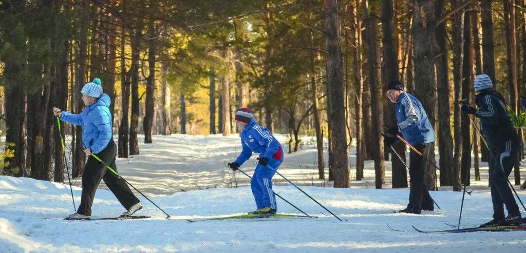 Ziemas komforta noslēpums - specializētās slēpošanas zeķes